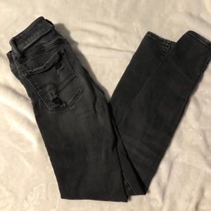 American eagle distressed high rise jegging